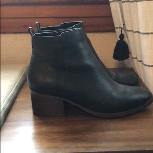 Gap ankle boots